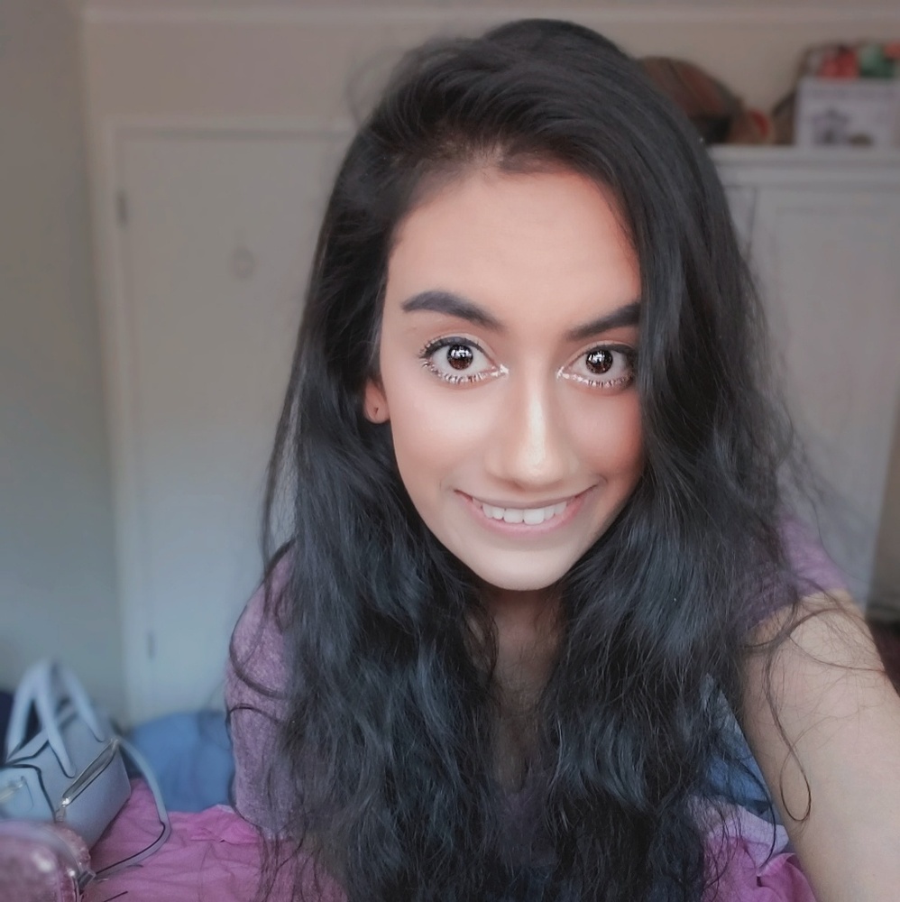 Meet your Posher, Andrea